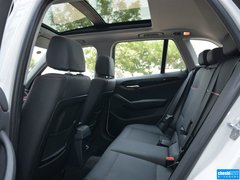 宝马X1 2014款 sDrive18i 运动设计套装 5座