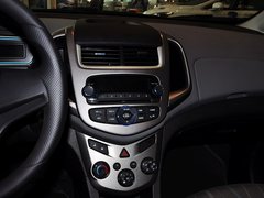 爱唯欧 2014款 三厢 1.4SL 手动 舒适版