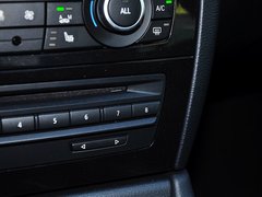 宝马X1 2014款 XDrive20i X设计套装 5座