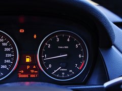 宝马X1 2014款 XDrive20i X设计套装 5座