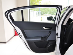 观致3 2014款 1.6L 自动 致悦增强型