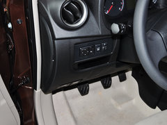 启辰R30 2014款 1.2L 手动 尊享版