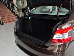 标致408 2014款 1.6T 自动 至尊版