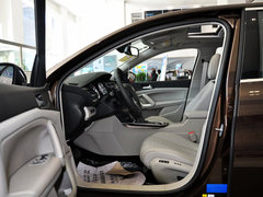 标致408 2014款 1.6T 自动 至尊版