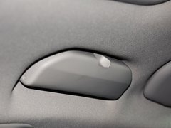 标致408 2014款 1.6T 自动 至尊版