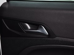 标致408 2014款 1.6T 自动 至尊版