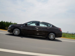 标致408 2014款 1.6T 自动 至尊版