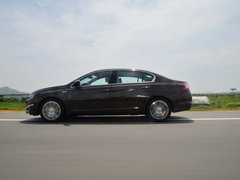 标致408 2014款 1.6T 自动 至尊版