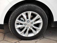 宝骏730 2014款 1.5L 手动 豪华型 7座