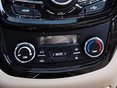 宝骏730 2014款 1.5L 手动 豪华型 7座
