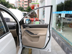 宝骏730 2014款 1.5L 手动 标准型 7座