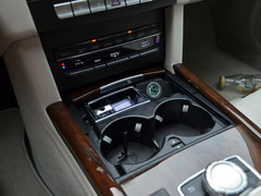奔驰E级 2015款 E320L 4MATIC