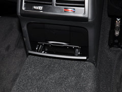 奥迪A4L 2015款 45 TFSI quattro 个性运动型