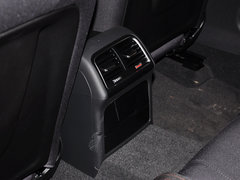 奥迪A4L 2015款 45 TFSI quattro 个性运动型