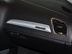 奥迪A4L 2015款 45 TFSI quattro 个性运动型