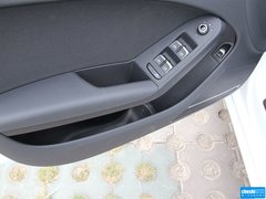 奥迪A4L 2015款 45 TFSI quattro 个性运动型