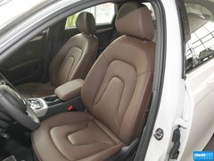 奥迪A4L 2015款 45 TFSI quattro 个性运动型