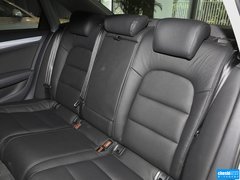 奥迪A4L 2015款 45 TFSI quattro 个性运动型