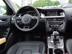 奥迪A4L 2015款 35 TFSI 自动 舒适型