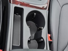 奥迪A4L 2015款 35 TFSI 自动 舒适型