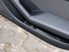 奥迪A4L 2015款 35 TFSI 自动 标准型