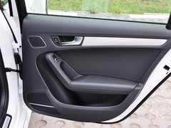 奥迪A4L 2015款 35 TFSI 自动 标准型