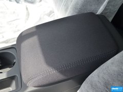 奥迪A4L 2015款 35 TFSI 自动 标准型