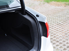 奥迪A4L 2015款 30 TFSI 自动 舒适型