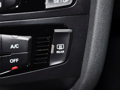 奥迪A4L 2015款 30 TFSI 自动 舒适型