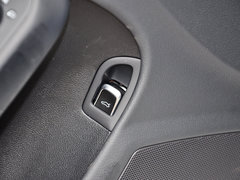 奥迪A4L 2015款 30 TFSI 自动 舒适型