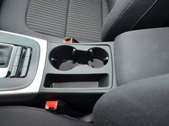 奥迪A4L 2015款 30 TFSI 自动 舒适型