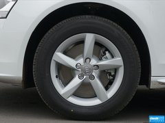 奥迪A4L 2015款 30 TFSI 自动 舒适型