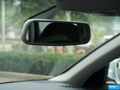 奥迪A4L 2015款 30 TFSI 自动 舒适型