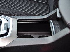 标致408 2014款 1.8L 自动 豪华版