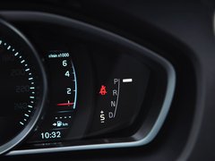 沃尔沃V40 2015款 1.6T 自动 智逸版