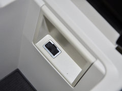 沃尔沃V40 2015款 1.6T 自动 智雅版