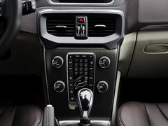 沃尔沃V40 2015款 1.6T 自动 智雅版
