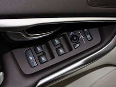 沃尔沃V40 2015款 1.6T 自动 智雅版