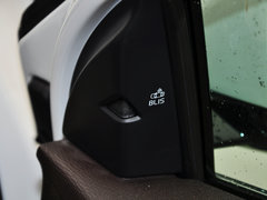 沃尔沃V40 2015款 1.6T 自动 智雅版