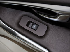 沃尔沃V40 2015款 1.6T 自动 智雅版