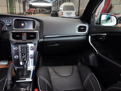 沃尔沃V40 2015款 1.6T 自动 智雅个性运动版