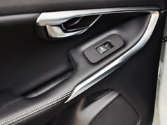 沃尔沃V40 2015款 1.6T 自动 智雅个性运动版