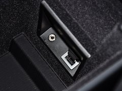 沃尔沃XC60(进口) 2015款 2.0T 自动 T5 智雅版 5座