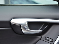 沃尔沃XC60(进口) 2015款 3.0T 自动 T6 智雅版 5座
