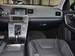沃尔沃V60 2015款 2.0T 自动 T5 智逸版