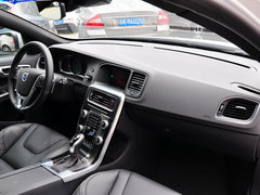 沃尔沃V60 2015款 2.0T 自动 T5 智雅 个性运动版