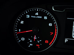 奥迪Q3 2015款 30 TFSI 舒适型 5座