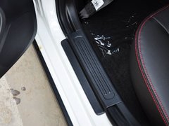 宝骏610 2014款 CROSS 1.5L 自动 豪华型