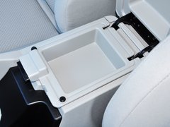 帝豪 2014款 三厢 1.5L 手动 时尚型