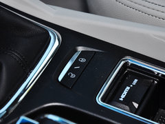 帝豪 2014款 两厢 1.5L 手动 精英型
